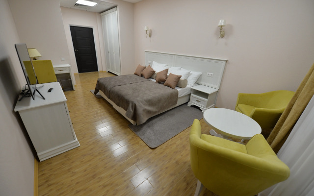 Апартаменты Необыкновенный дом 4