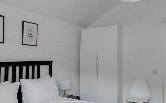 Частный Дом напротив казино с личной парковкой