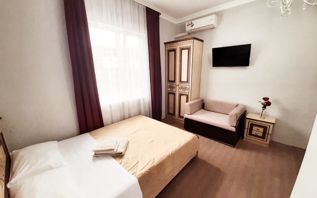 Semeyny Guest House