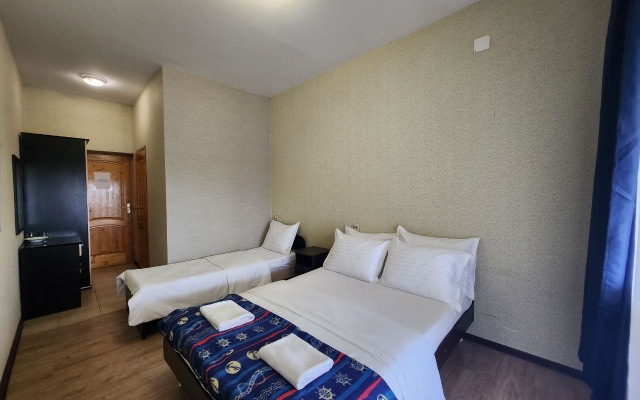 Hotel Orkhideya