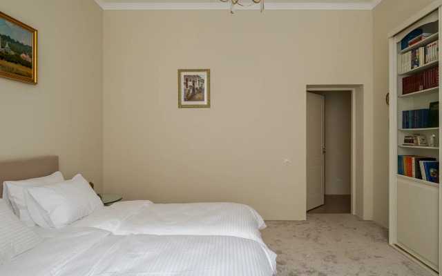 Roskosh na Kutuzovskom Flat