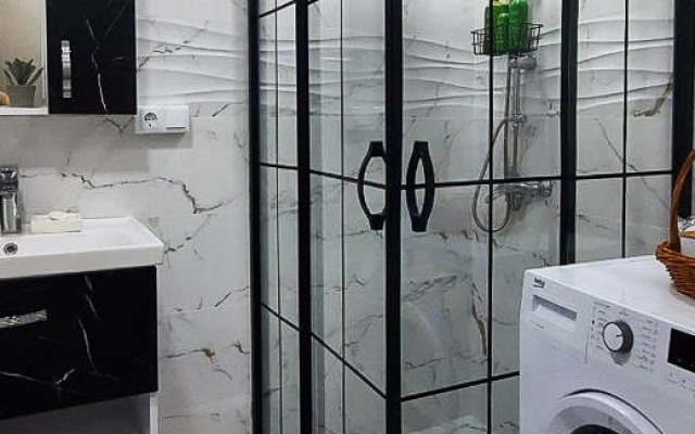 GG Home 1BR in Rainbow with Pool Flat