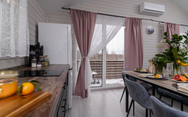 Simple Life Home 219 Private house