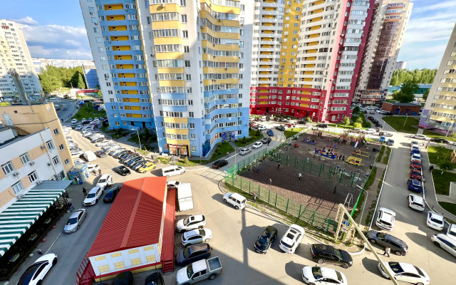 Uutnye Apartamenty v ZK Raduznyj Luks (ul. Solnecnaa 18)