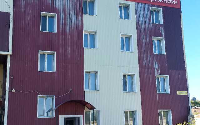 Na Naberezhnoy