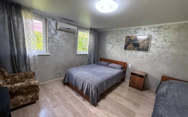 Chastny Sektor Guest House