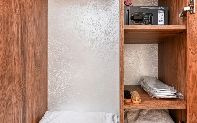 Апартаменты с Бассейном и Баней Четырёхместный Полулюкс