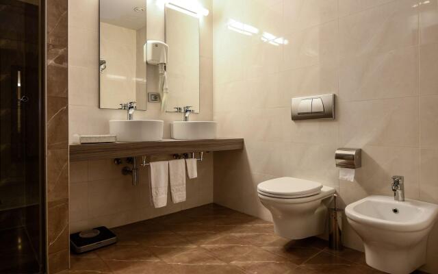 Sky Hotel