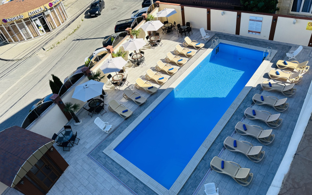 Lazurnoe Okno Hotel