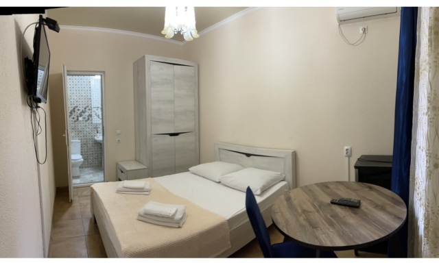 Zamok na Zhemchuzhnoy Guest House