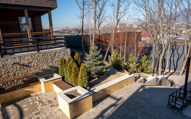 5 Gor Guest house