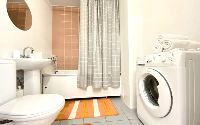 Chervishevskiy trakt 47 K 4/2 Apartments