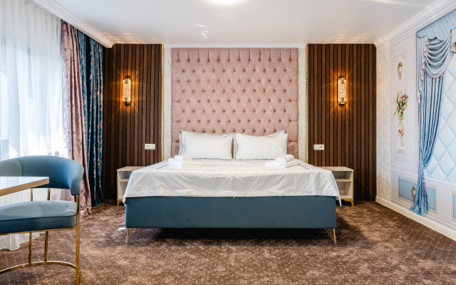 Rim Grand Hotel