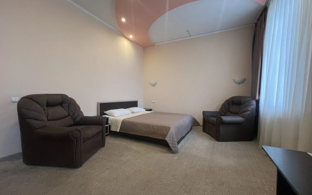 Yuzhnyij Dvorik Mini-Hotel