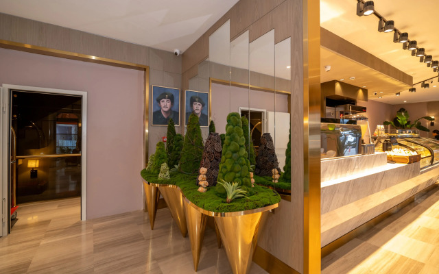 Rayelin Hotel Old Town