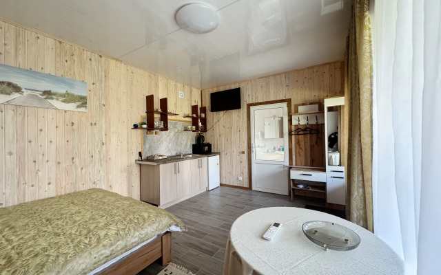 Domik U Ozera Bungalow