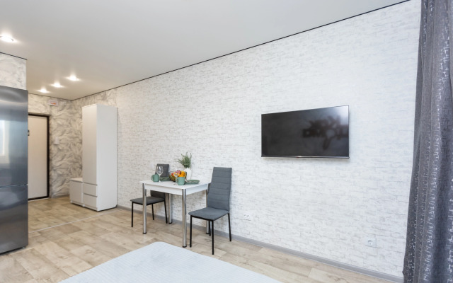 Апартаменты Студия на Автомобилистов 13