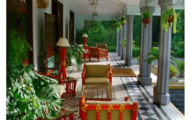 Отель WelcomHeritage Taragarh Palace