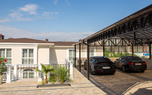 The White Residence Guest House