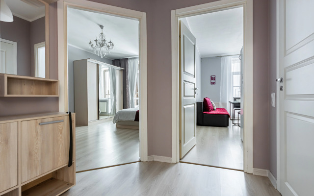 U m. Moskovskie Vorota Flat