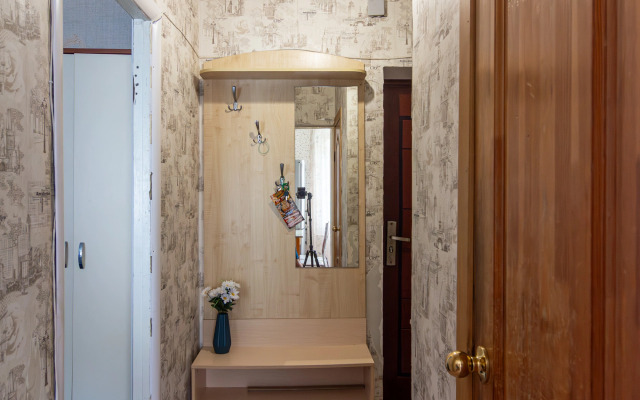 Na Ulitse Polevaya 45 Flat