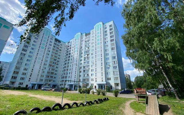 Na Ulitse Samodeyatelnoj 10A Apartments