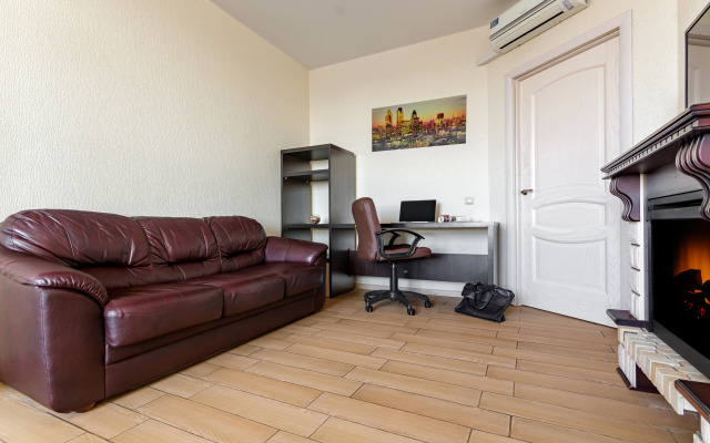 Апартаменты с Камином Угловой Ванной и Видом на Улицу Красную Комфорт с Характером Заселение Круглосуточно by Depart Apart