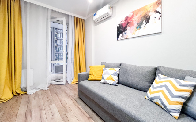 Dobrye Kvartiry S Terassoy Na Larina 45s6 Apartments