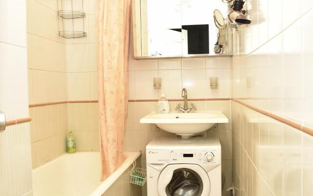Na Pushkinskoy Flat