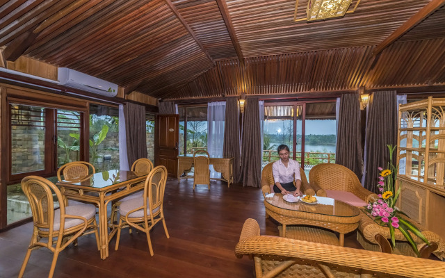 Sankofa Village Hill Resort and Spa Hotel