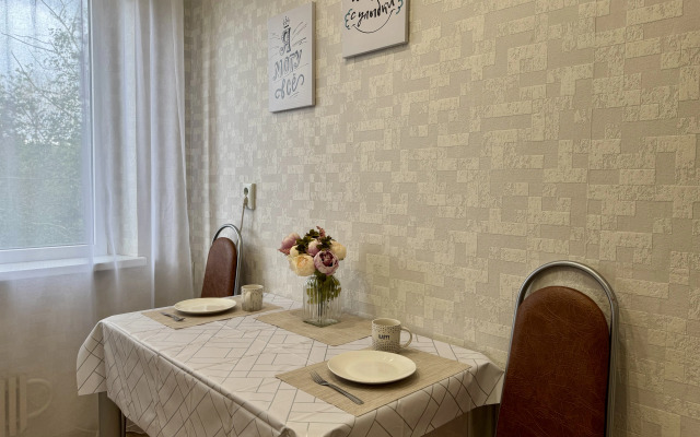 Квартира чистая и уютная возле проспекта Маршала Жукова