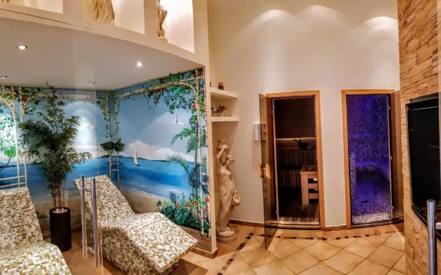 Royal Serenity Apartments