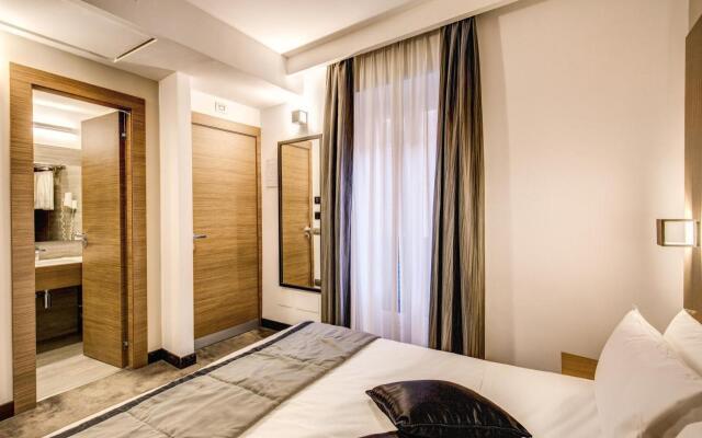 Hotel Trevi