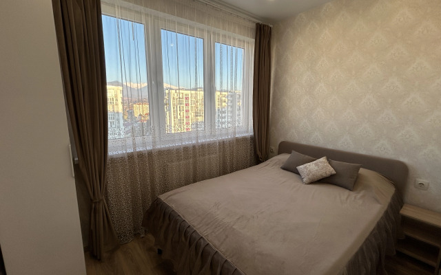 S Vidom Na Gory Flat