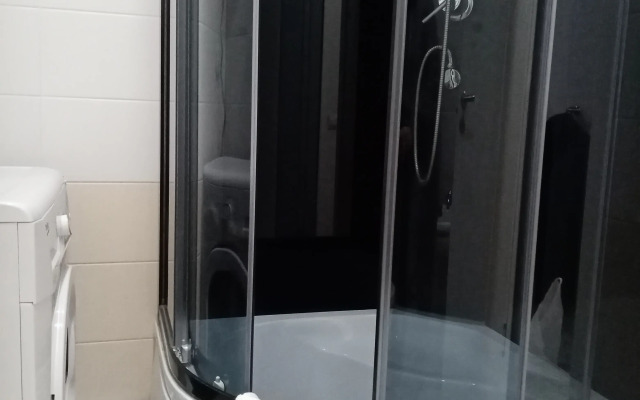 Uyutnaya Studiya U Metro Flat
