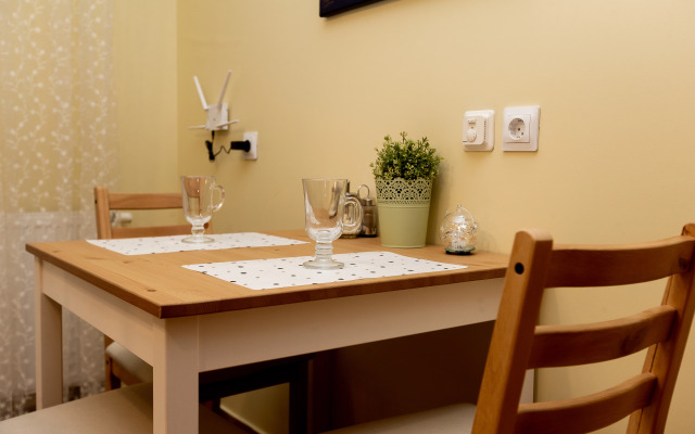 Nedaleko ot naberezhnoy Flat