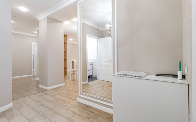 Symphony Guest House Flat
