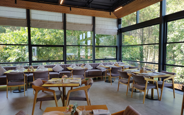 Amk Montis Hotel