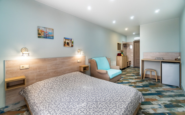 Rahil Guest House