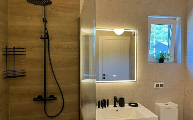 Частный дом на Александровской 10А