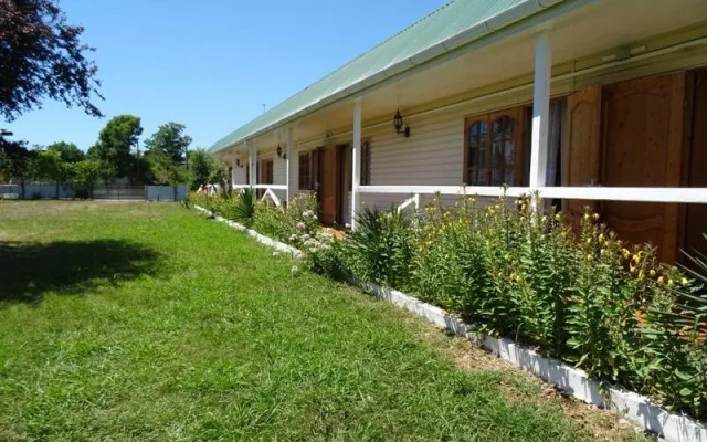 Мини-отель Кипарис