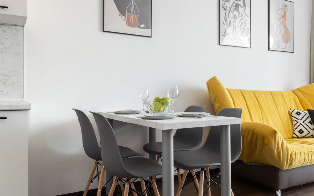 Квартира Kvartirika Black & White с красивым видом на город