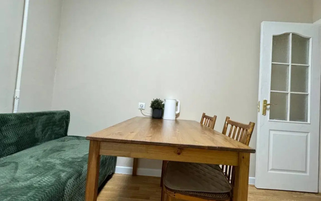 Lomonosova 10 Flat