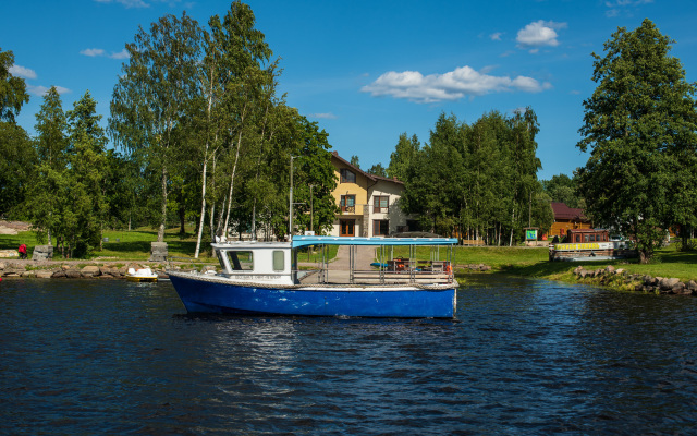 Yarkoye Hotel