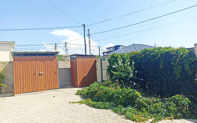 On Moskovskaya Guest House