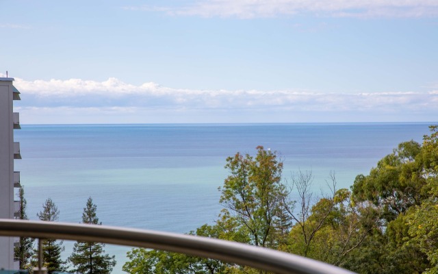 Апартаменты 3-х комнатные в Королевском парке