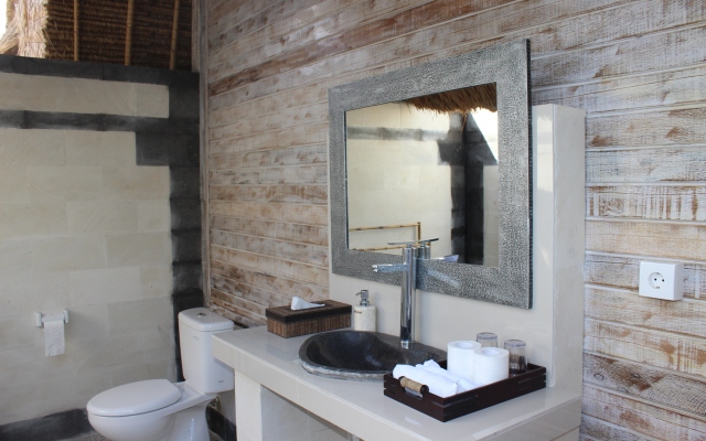 Отель Sanghyang Bay Villas