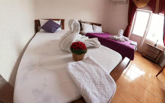 Looguna Hotel