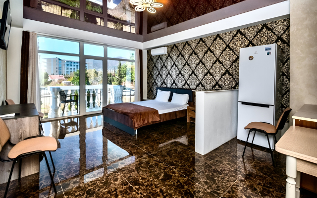 Sudak Delyuks Guest House