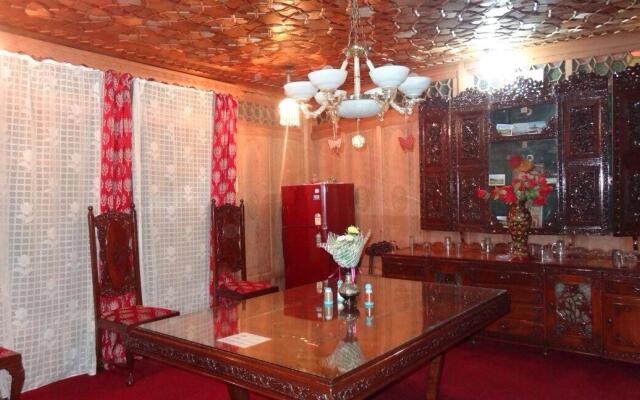 Floating Heritage Group Hotel